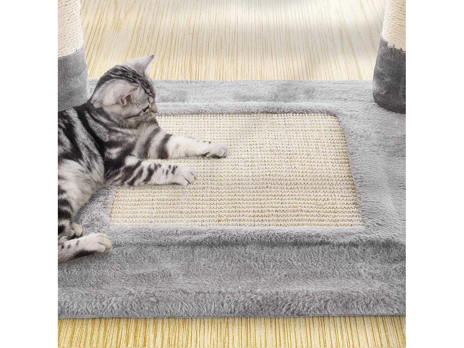 FEANDREA Stable Cat Tree, Play Tower 138 cm, Light Grey PCT60W