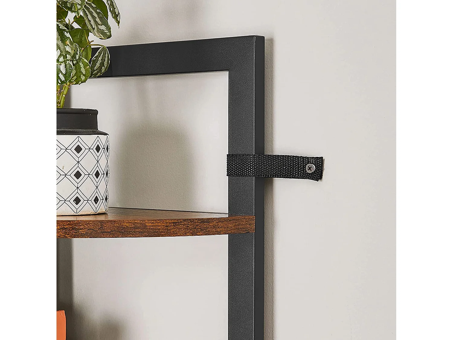 VASAGLE 5-Tier Eckregal, Mehrzweckregal, Pflanzenständer, 30 x 30 x 150 cm, industriell, für Wohnzimmer, Schlafzimmer, Home Office, rustikal braun und schwarz