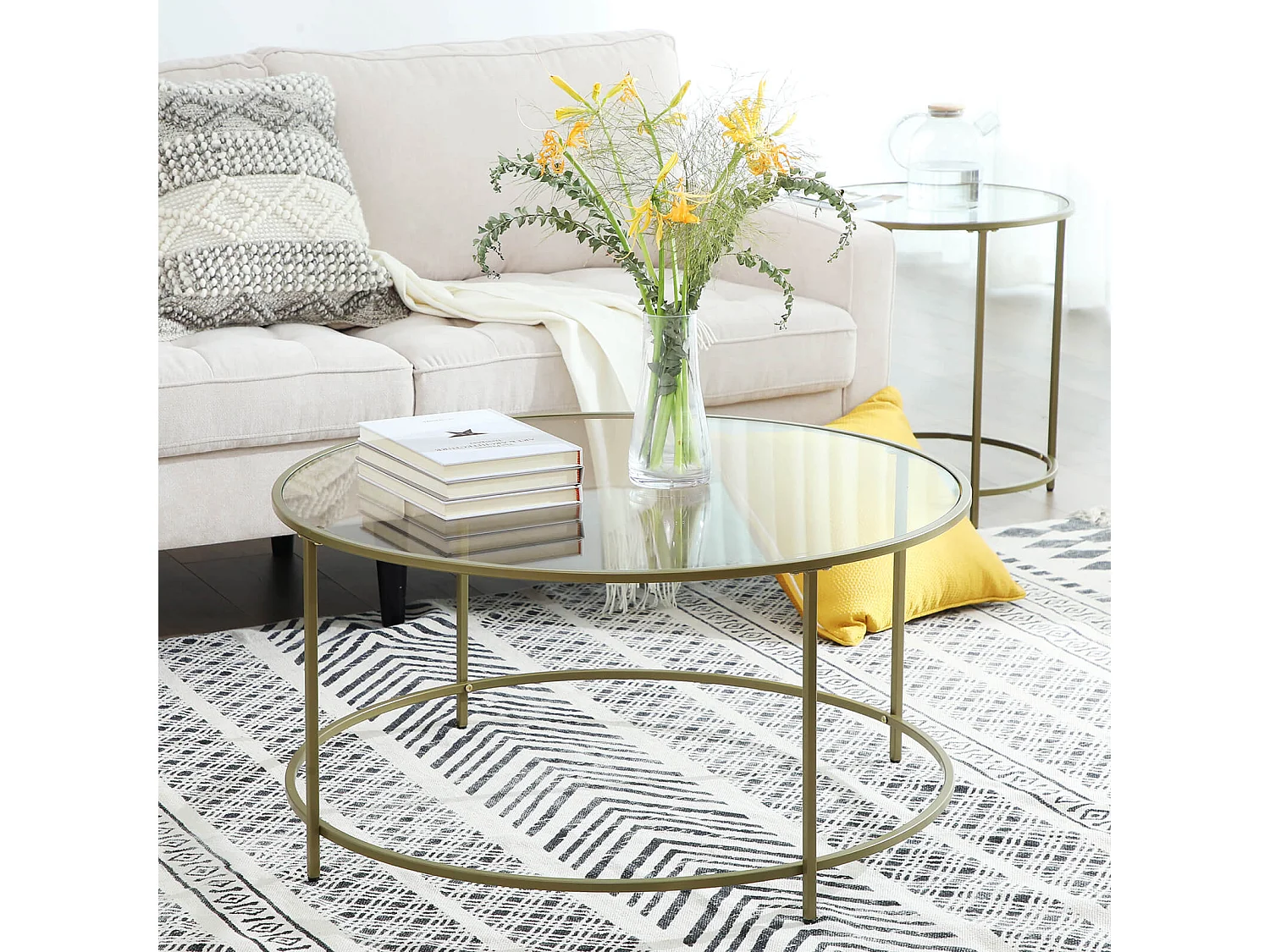 VASAGLE Runder Couchtisch, Glastisch mit Stahlgestell, Wohnzimmertisch, Sofatisch, gehärtetes Glas, Gold LGT21G