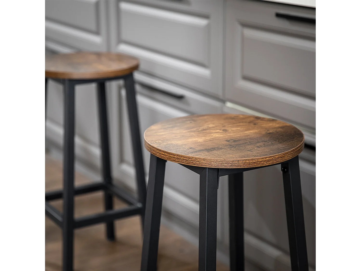 VASAGLE sæt med 2 barstole, høje køkkenstole, robust stålramme, 65 cm høj, nem montering, industriel stil, rustik brun og sort LBC32X