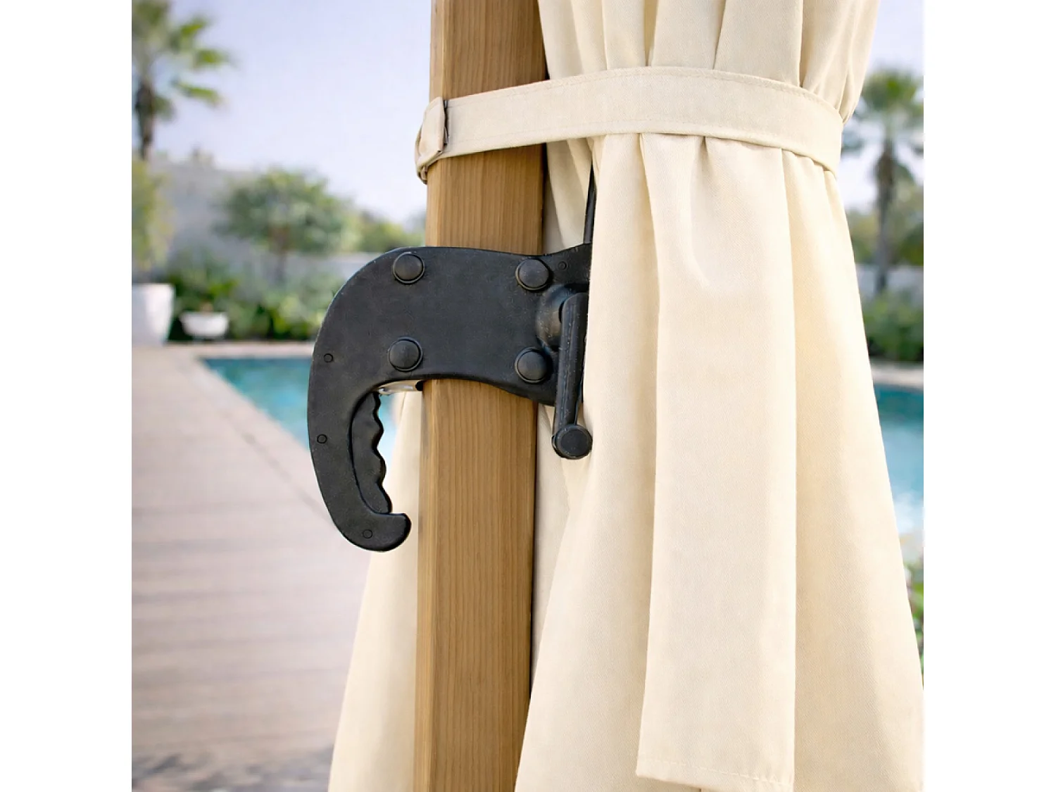 Parasol rectangulaire 3x4m déporté rotatif écru pied effet bois en aluminium CESARE