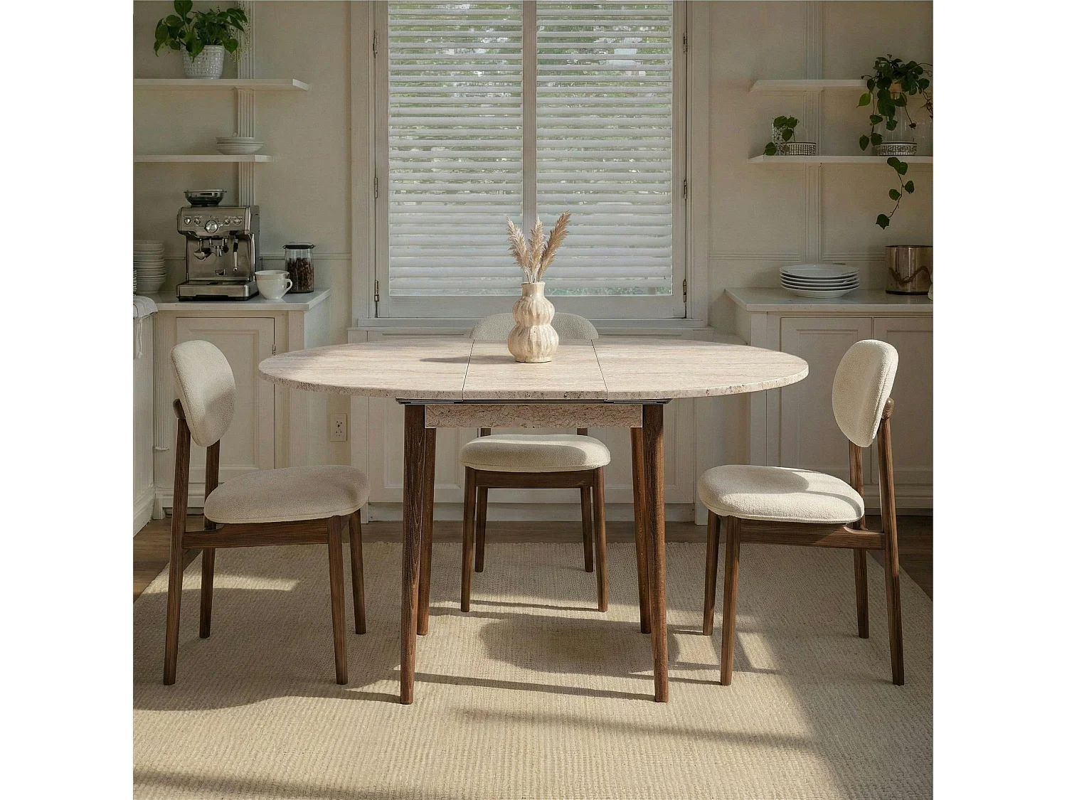 Table ronde extensible effet travertin et noyer 100-131 cm MARFA