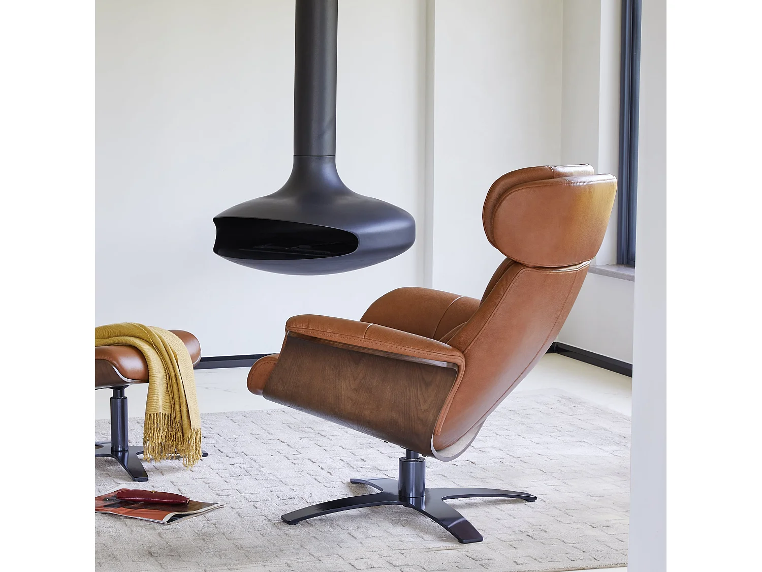 Fauteuil inclinable pivotant CHITA en cuir véritable, appui-tête et assise réglables, pour Salon – Selle-Marron