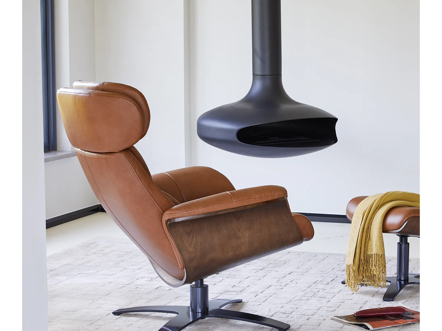 Fauteuil inclinable pivotant CHITA en cuir véritable, appui-tête et assise réglables, pour Salon – Selle-Marron