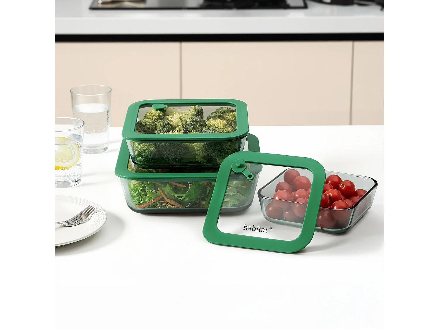 Habitat - Lot de 3 boîtes de conservation carrées en verre avec couvercle transparent et valve - Vert - Aloe