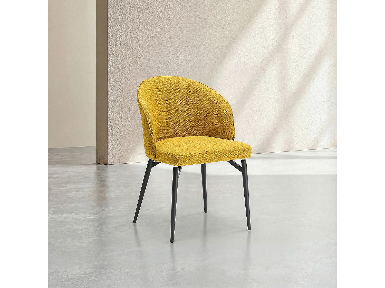 Lot de 2 chaises en tissu et métal - Jaune moutarde