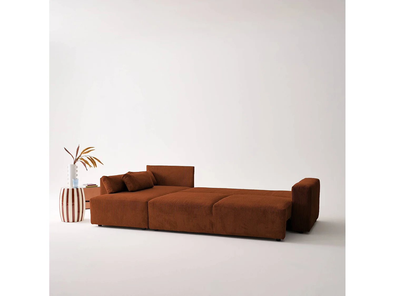 Canapé d'angle convertible réversible 5 places velours côtelé camel avec coffre de rangement - Theo