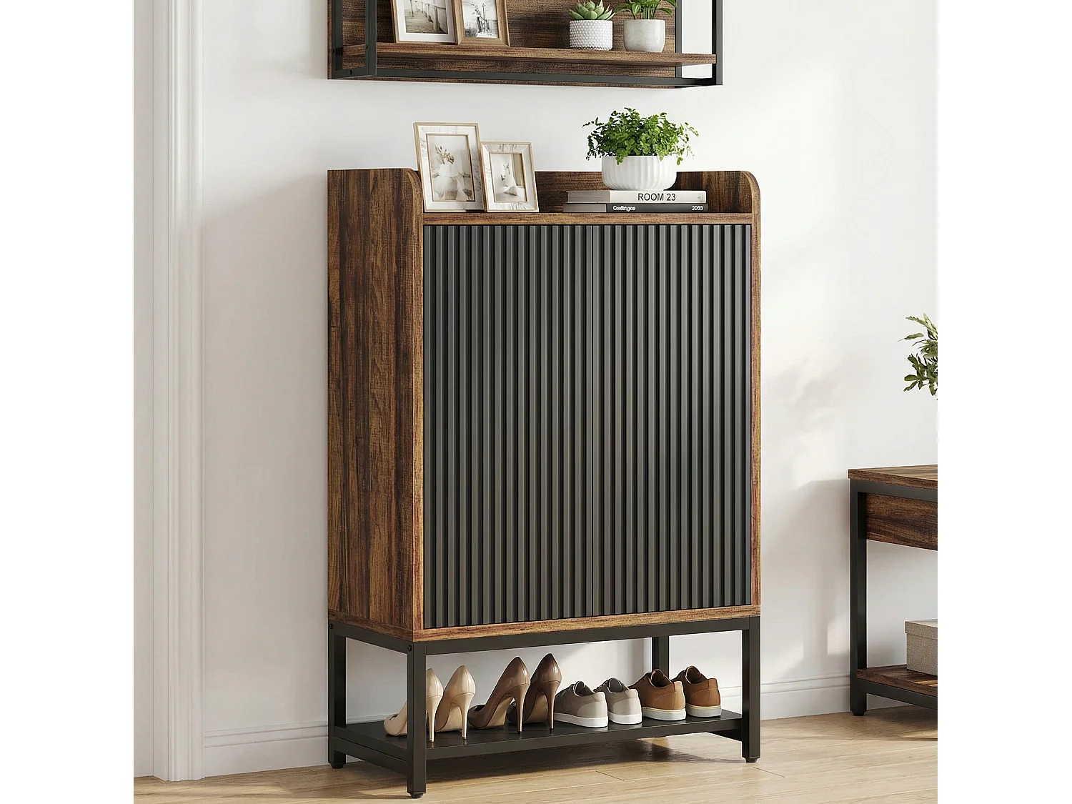 Armoire à Chaussures 5 Niveaux– Meuble de Rangement en Bois pour Entrée et Couloir, Capacité 15-20 Paires, Noir et Marron, 75x35x105 cm