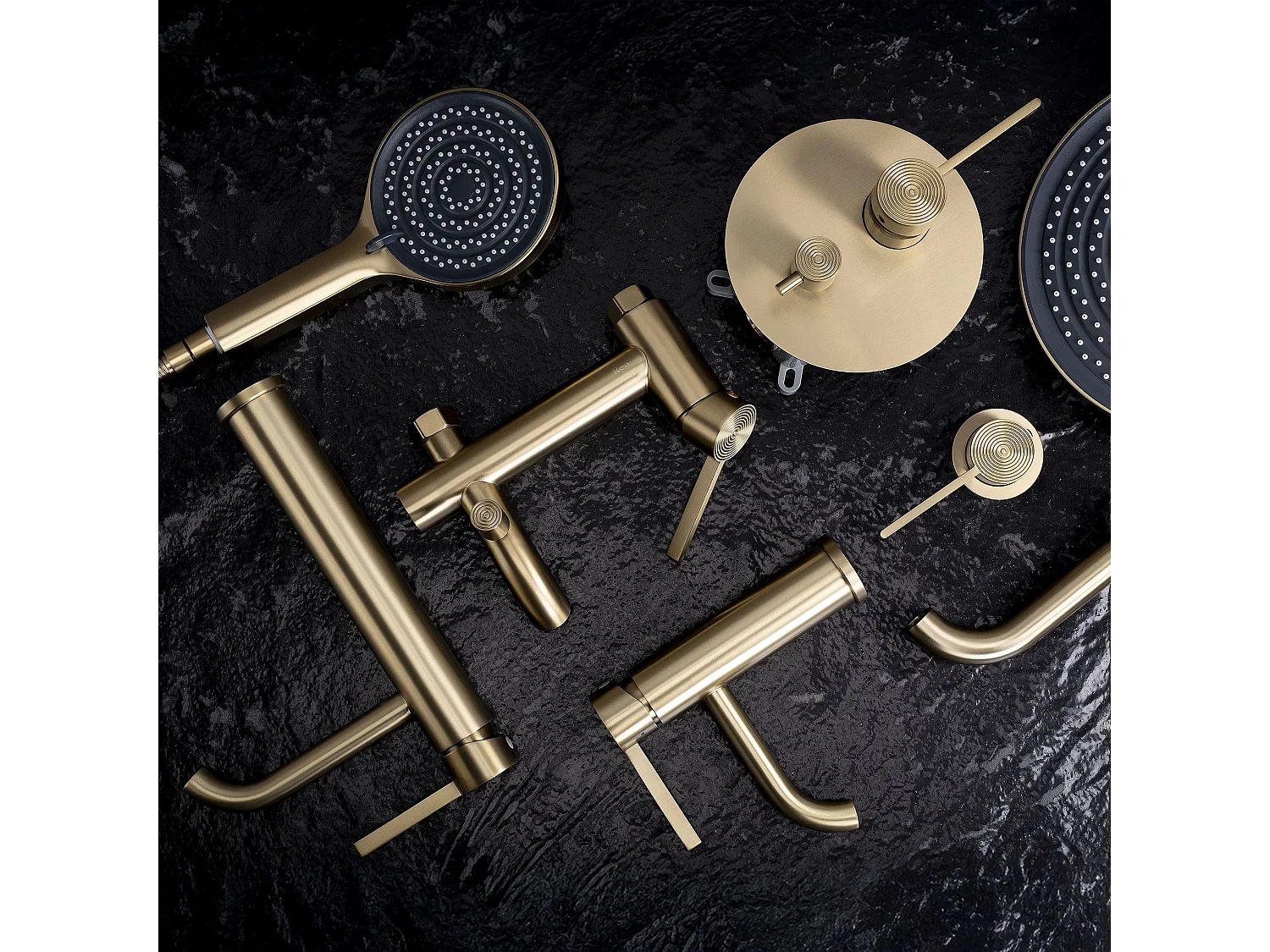 Badkraan Rea Foster Brush Gold