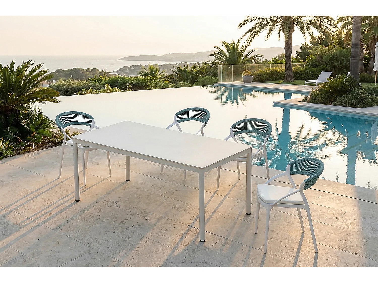 Chaise - bleu clair plastique - KISO