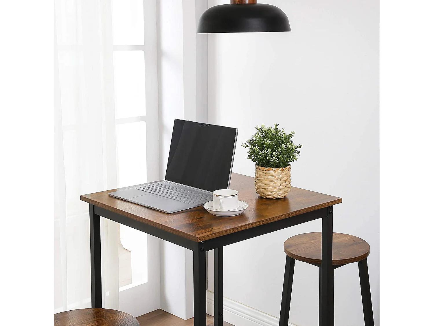 VASAGLE Bar de petit déjeuner, table de bar carrée, structure en acier robuste, 60 x 60 x 90 cm, assemblage facile, pour la cuisine et le salon, style industriel,