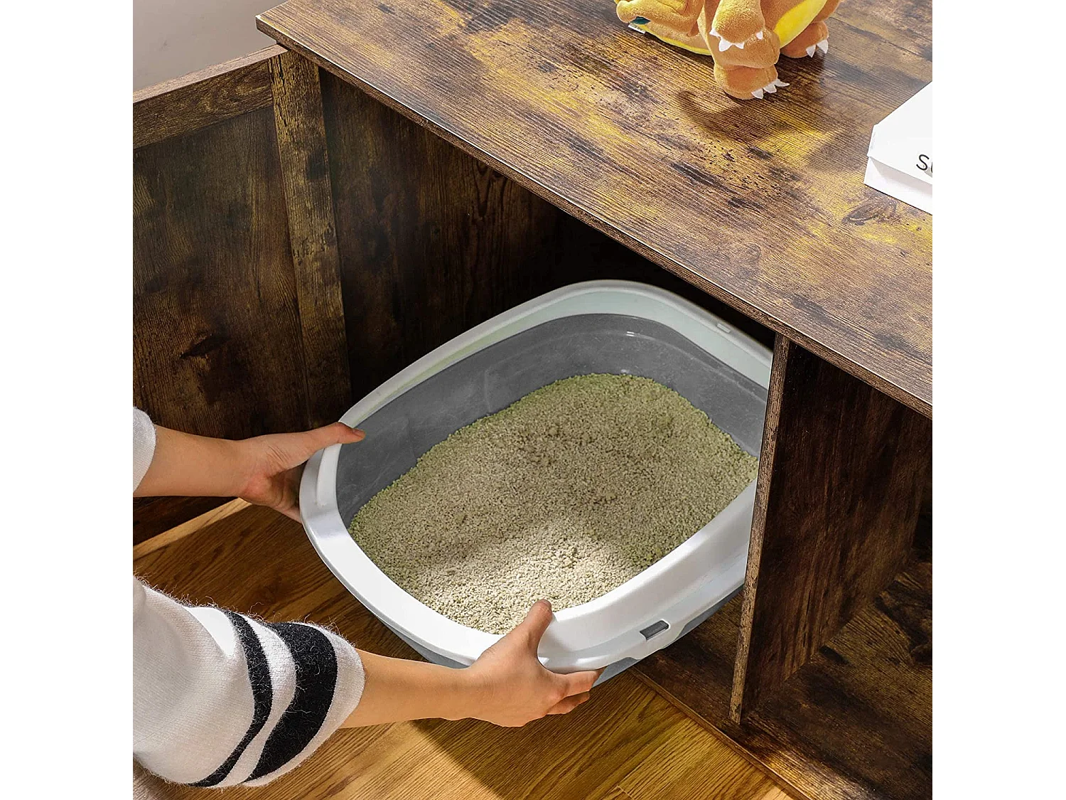Kattebakke skab vintage brun