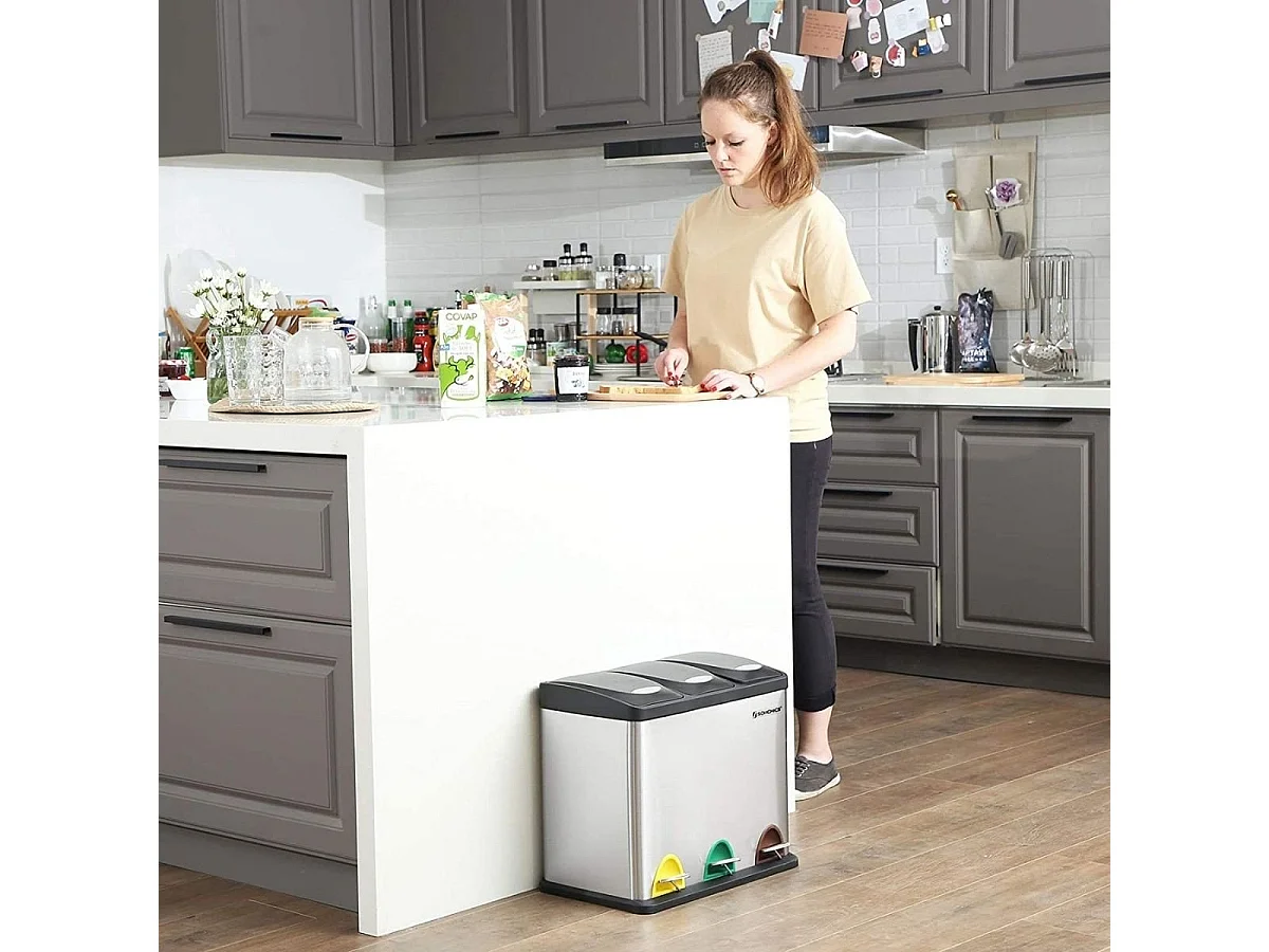 SONGMICS Pattumiera per il riciclaggio, pattumiera a pedale 3 in 1, pattumiera in metallo da 24 litri, pattumiera per la separazione dei rifiuti in cucina, facile