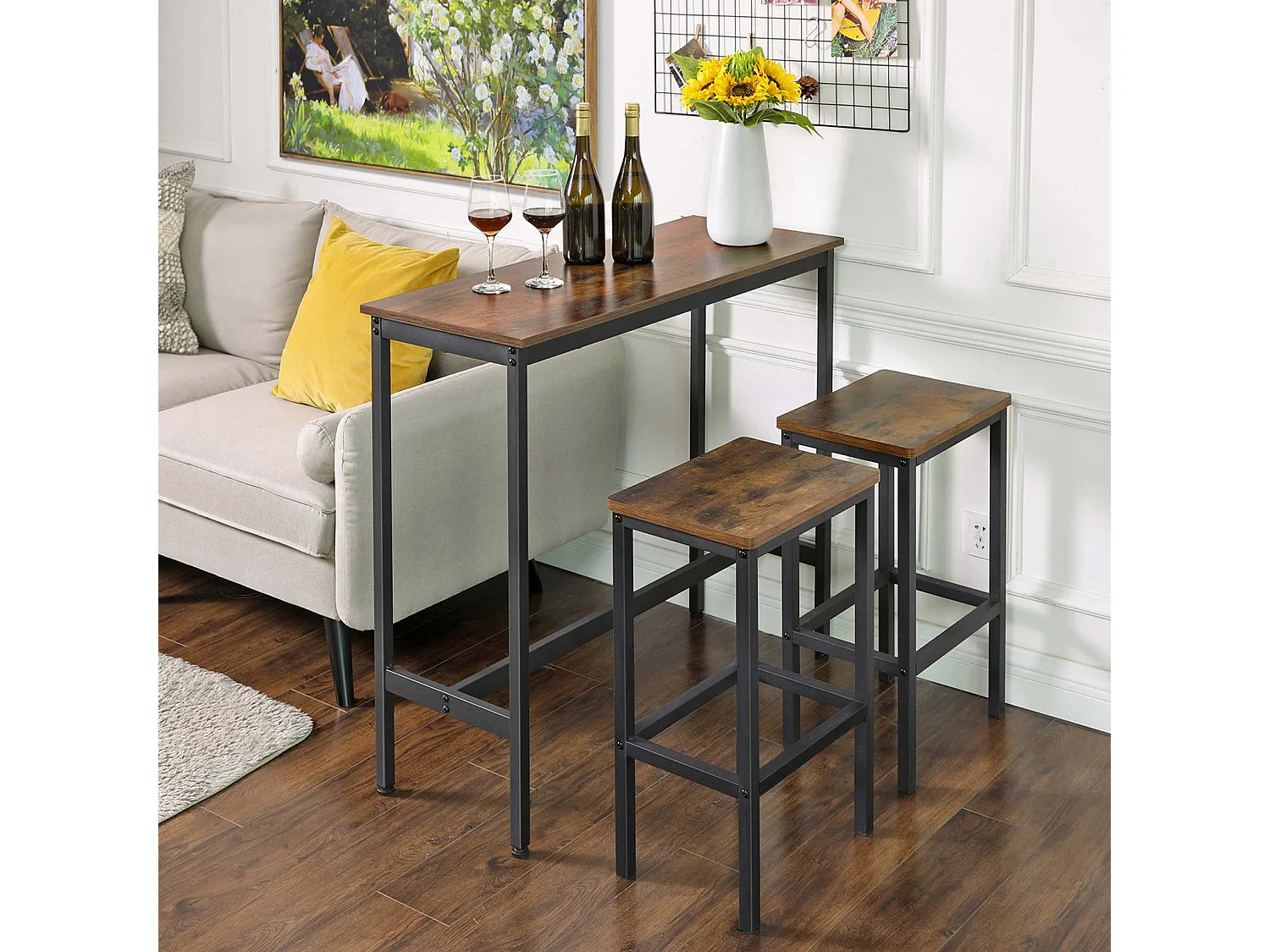 Smalt barbord i industriel stil