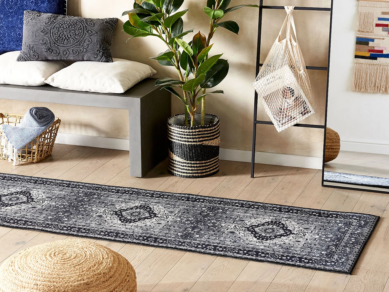 Vloerkleed polyester grijs 60 x 200 cm VADKADAM
