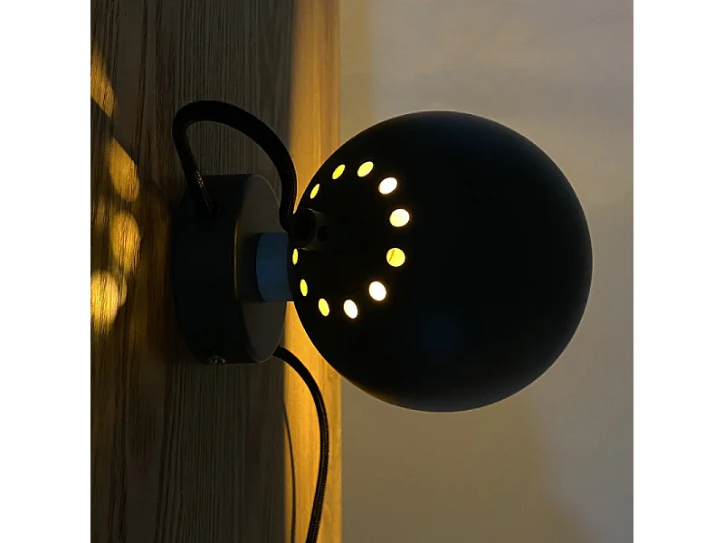 Applique murale vert kaki abat-jour orientable métal vert - PIXAR 8327