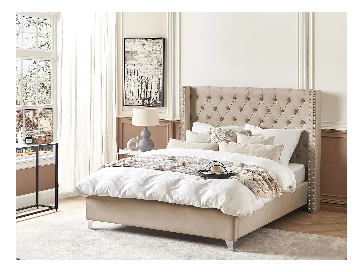 Bequemes Bett Samtstoff hohes Kopfteil in Beige 160 x 200 cm Lubbon