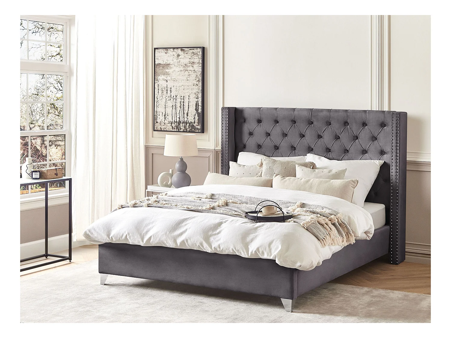 Bequemes Bett Samtstoff hohes Kopfteil in Grau Lattenrost 180 x 200 cm Lubbon