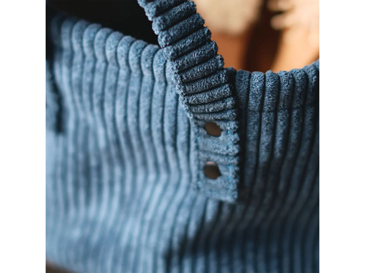 Cestino in velluto a coste con manici laterali. Blu Petrolio 35x25x22cm