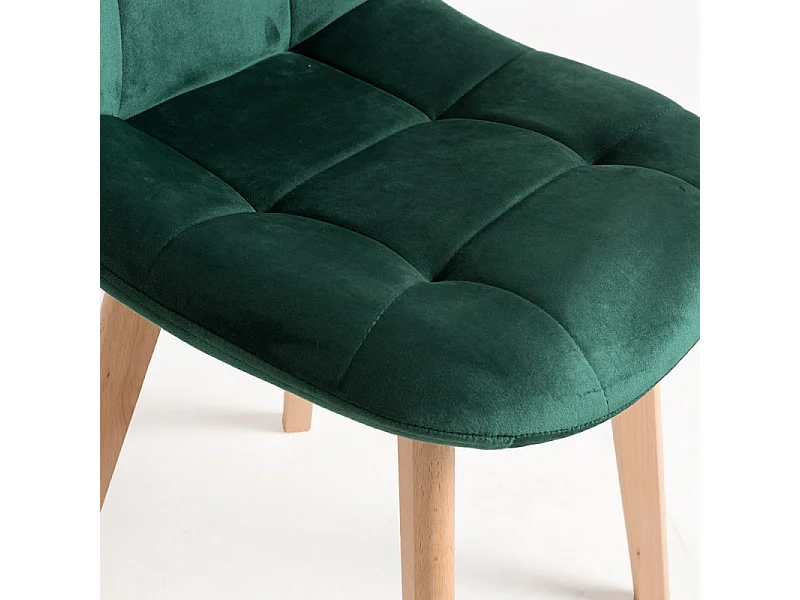 Silla Wany de terciopelo verde con patas de haya maciza clara - Lote de 2