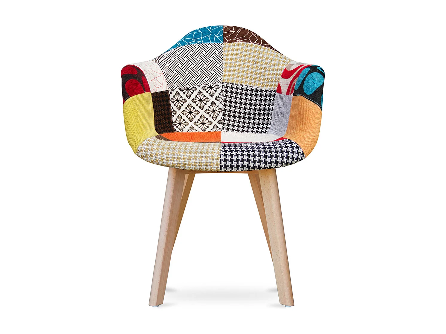 Bernice patchwork stoel en lichte massief houten poten