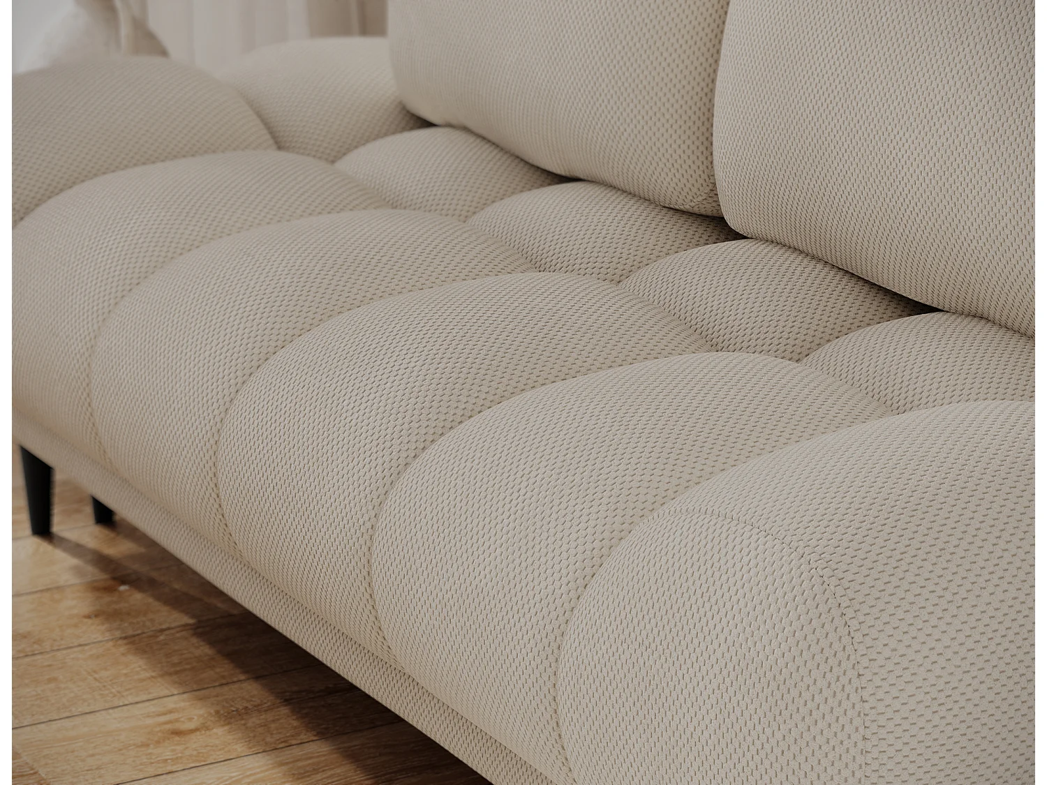 Canapé convertible 2 places NIVIO avec coffre et pieds en bois noir – 210cm-Beige