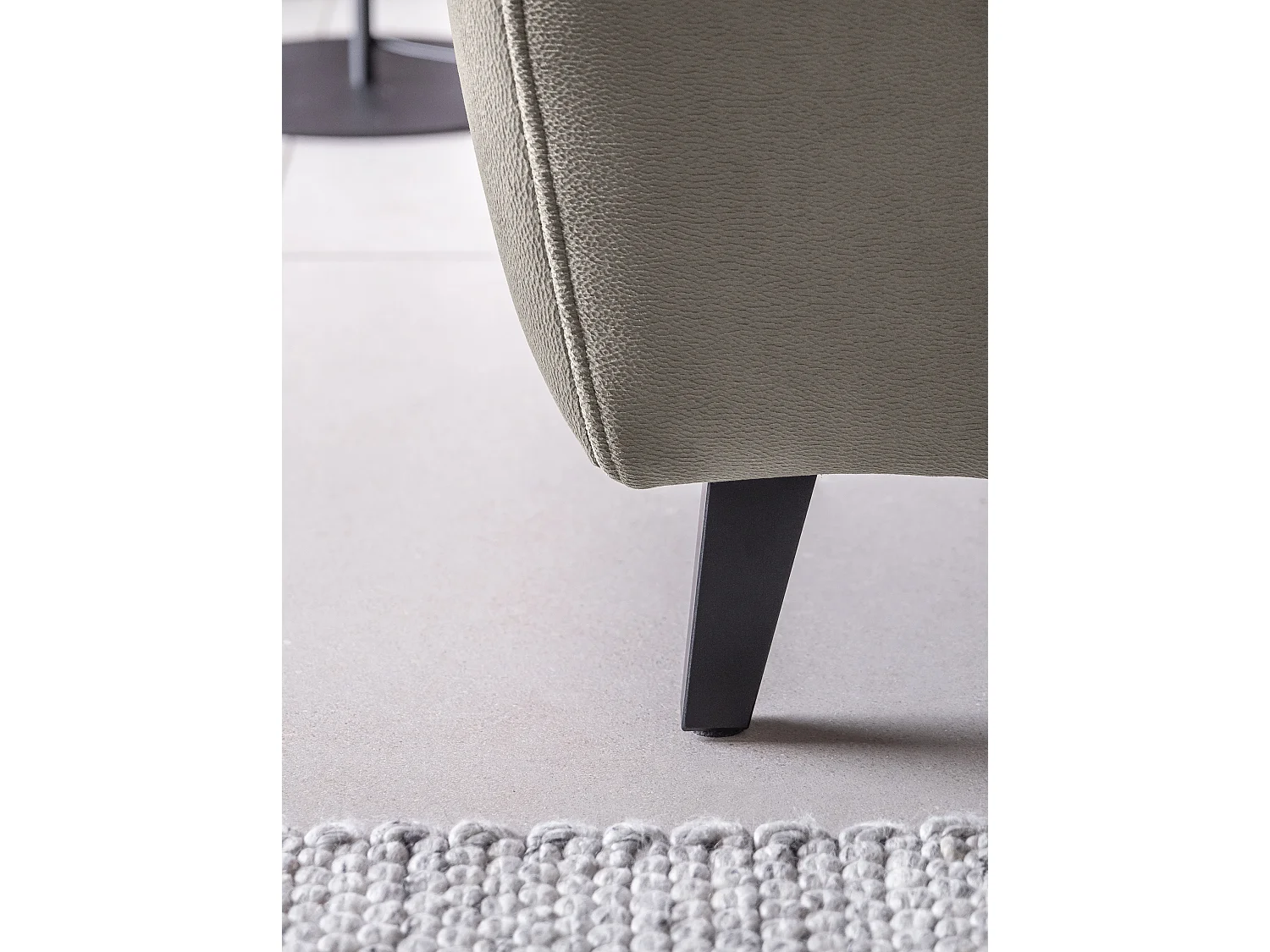 Canapé d'angle convertible avec rangement tissu NOBLESSE - Pieds bois noir-Marron-angle droit