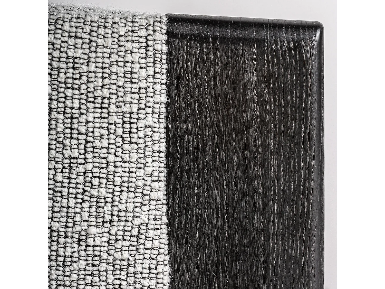 Sillón NARA – Madera maciza de roble marrón claro y tela-Gris