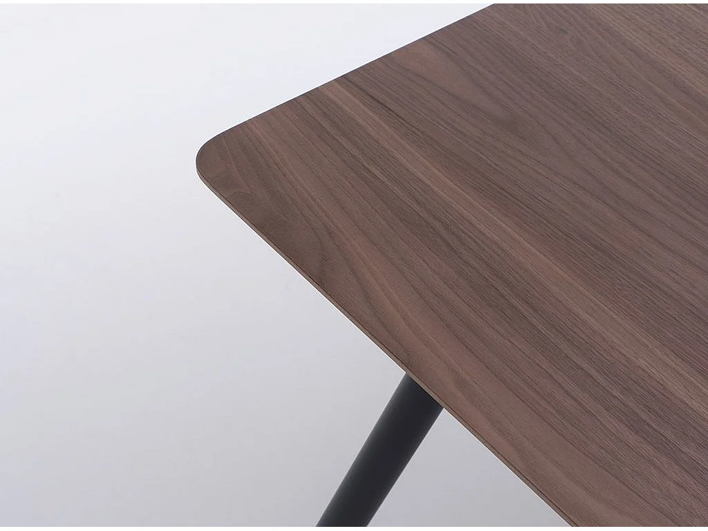 Donker notenhouten bureau en zwart metalen poten Fuse 120 cm