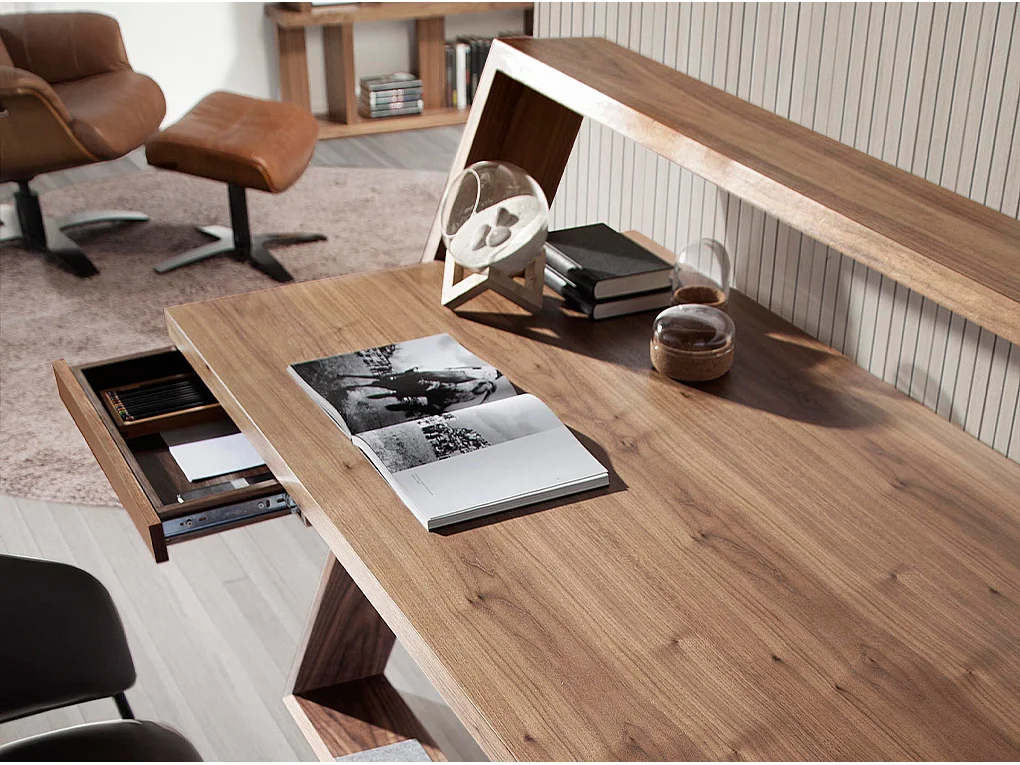 Bureau droit en bois plaqué de noyer 2 tiroirs Moana