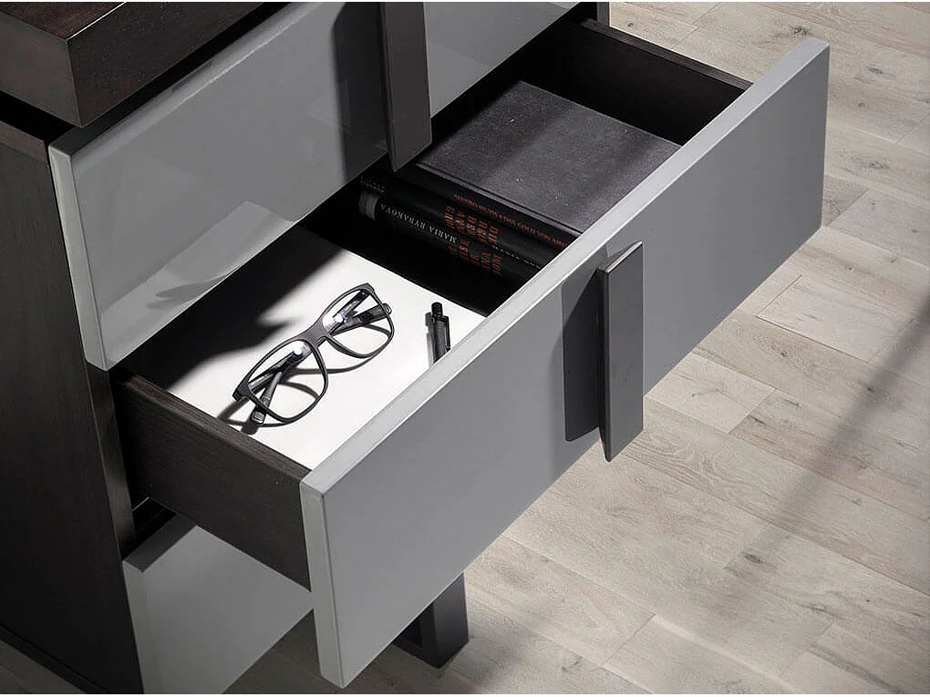 Bureau en bois plaqué de chêne et laqué gris 3 tiroirs Giani