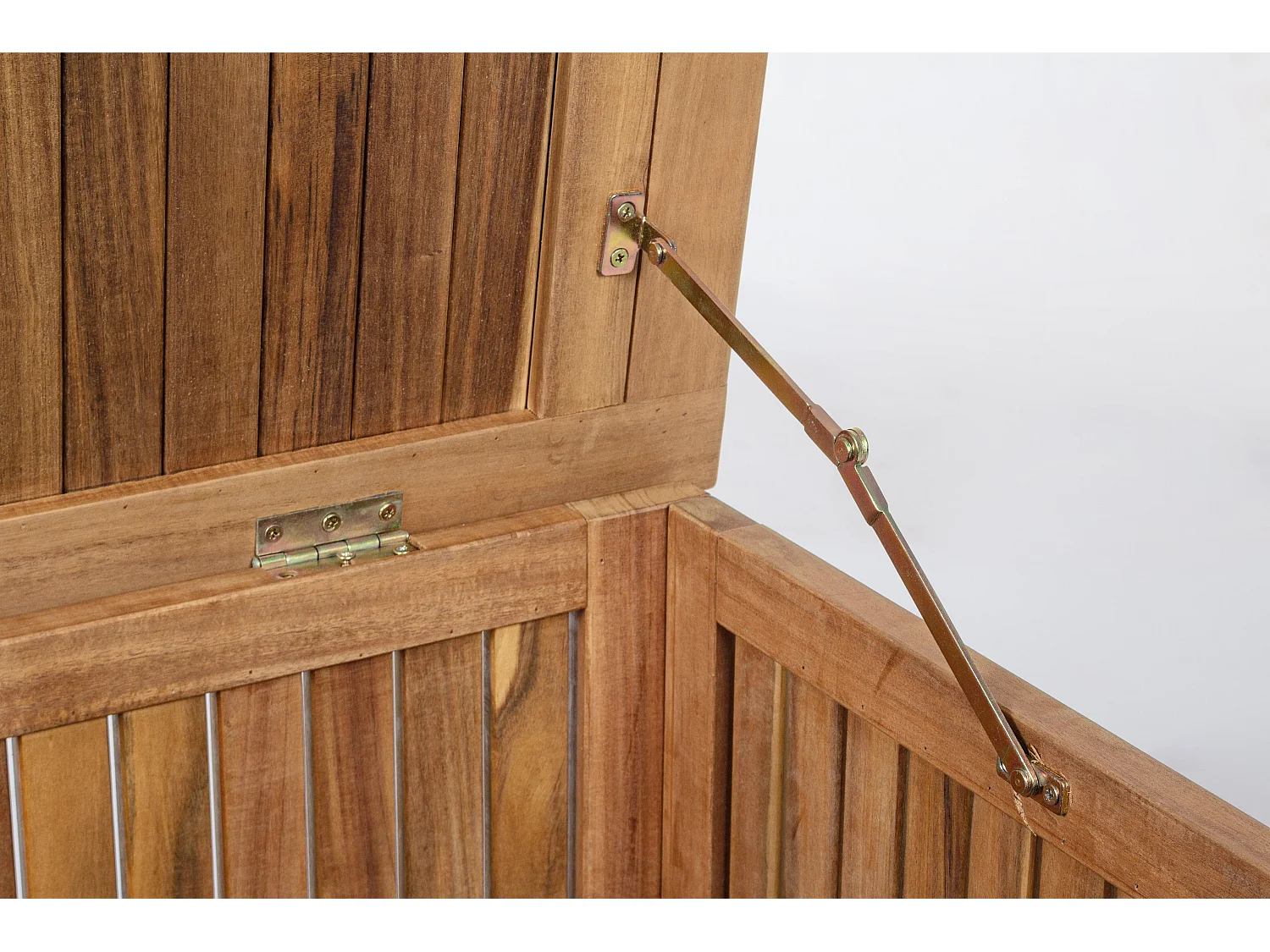 Coffre de rangement NOEMI – intérieur - extérieur, bois d’acacia huilé