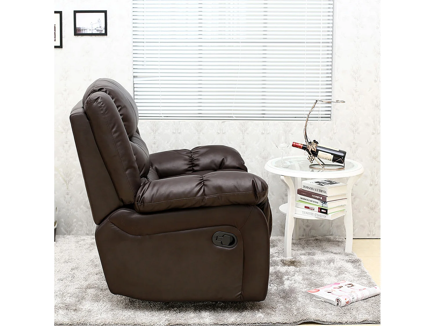 Seattle Manual Recliner Armchair Home Lounge Bonded Leather Chair