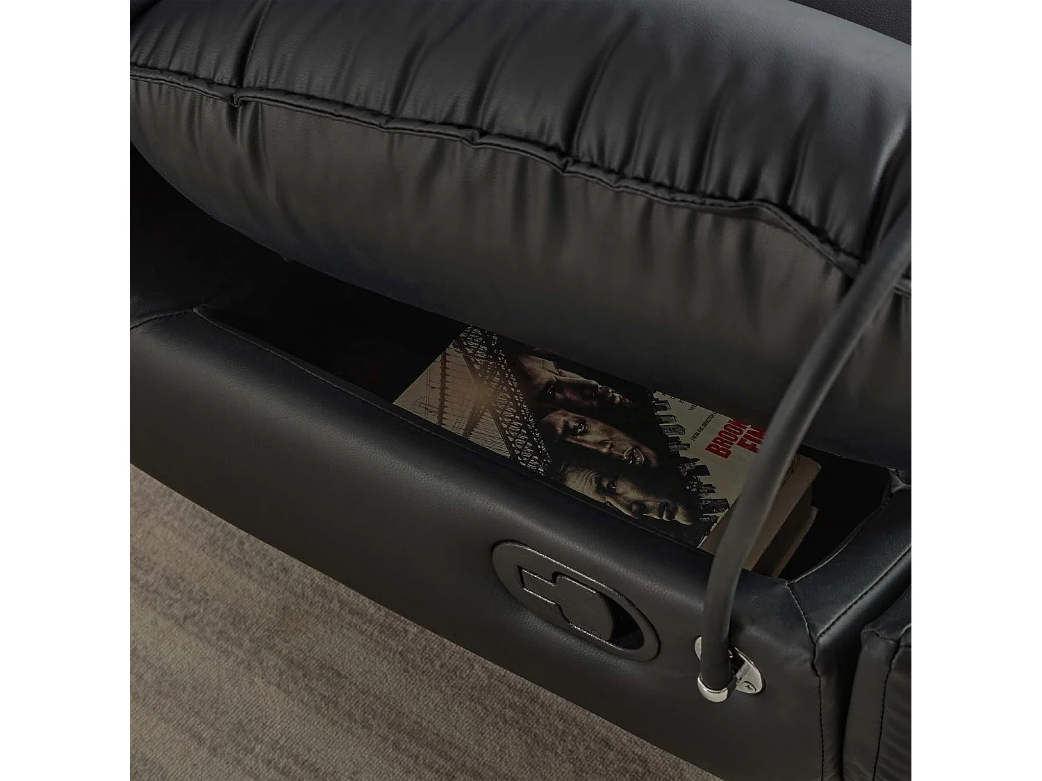 Chicago Faux Leather Swivel & Rocker Manual Recliner Chair Black