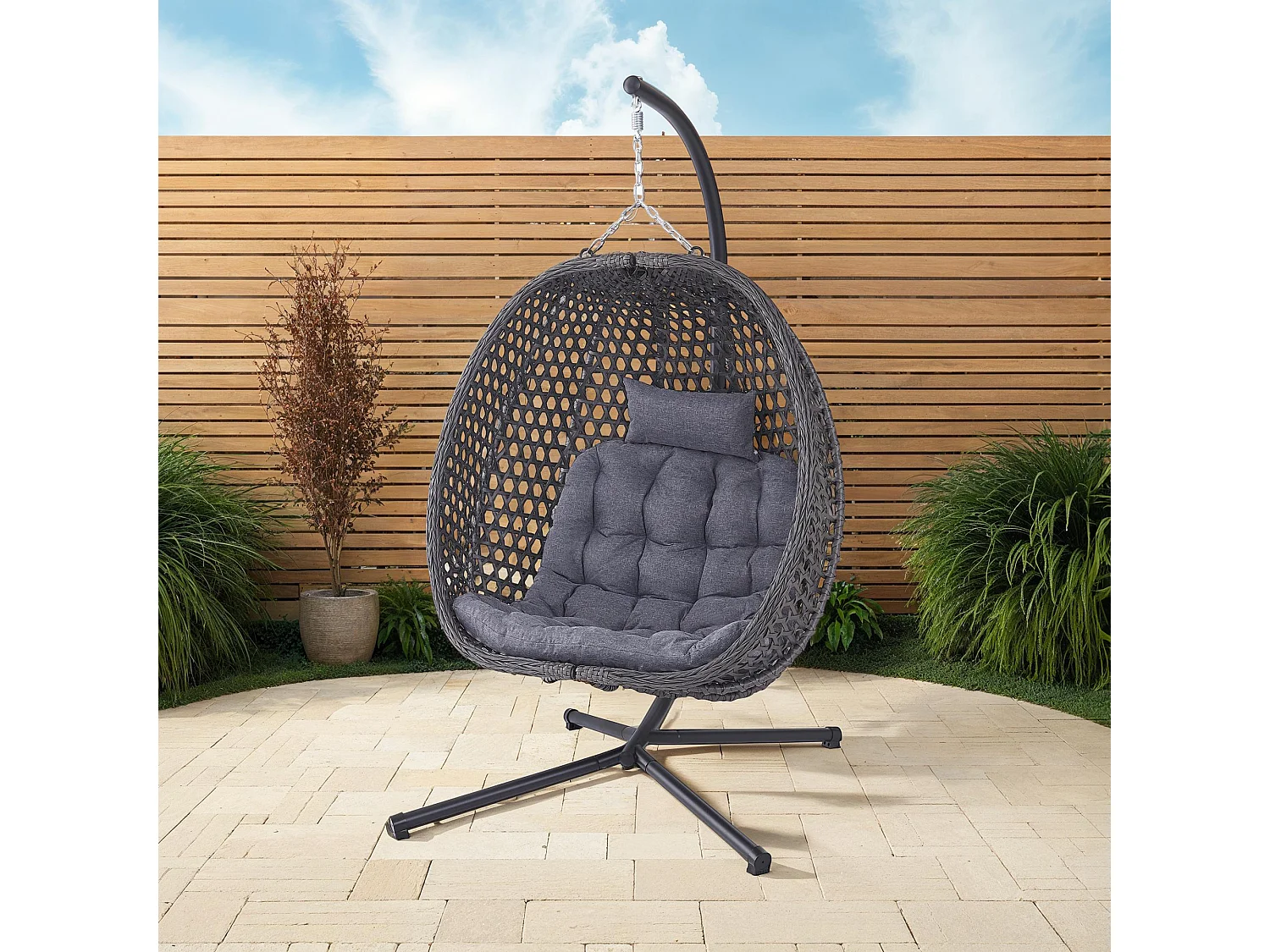 Como Hanging Rattan Egg Chair