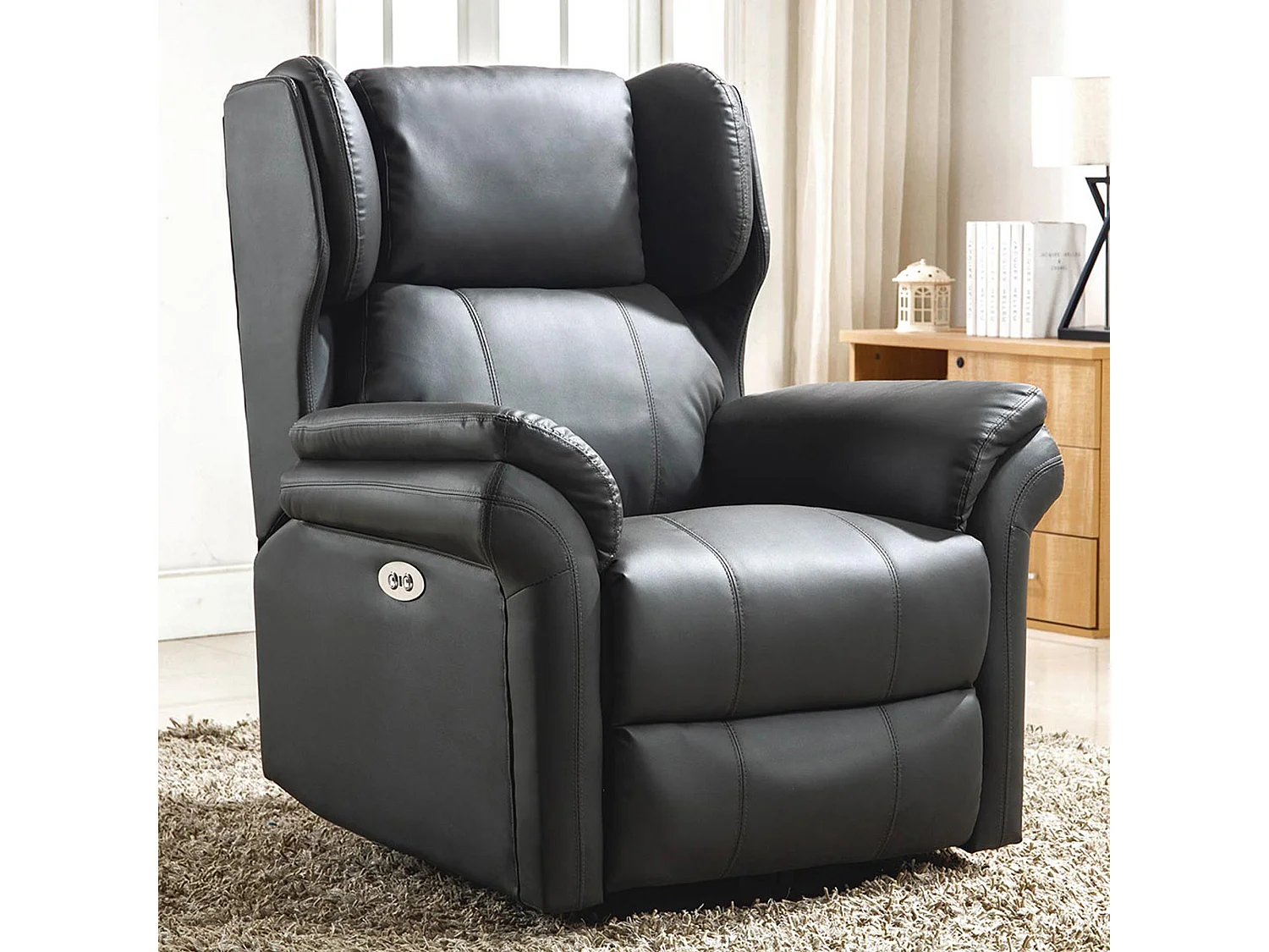 Electric Recliner Chair Wingback Design & USB Port In Bonded Leather