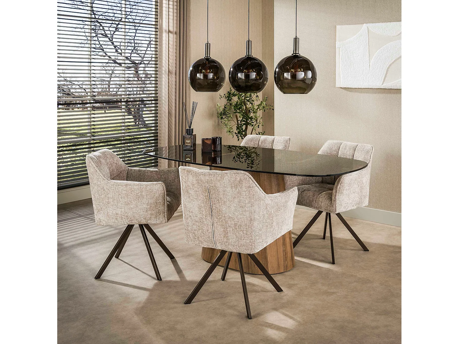 Table à manger en verre fumé design ovale organique 180 cm MILOS