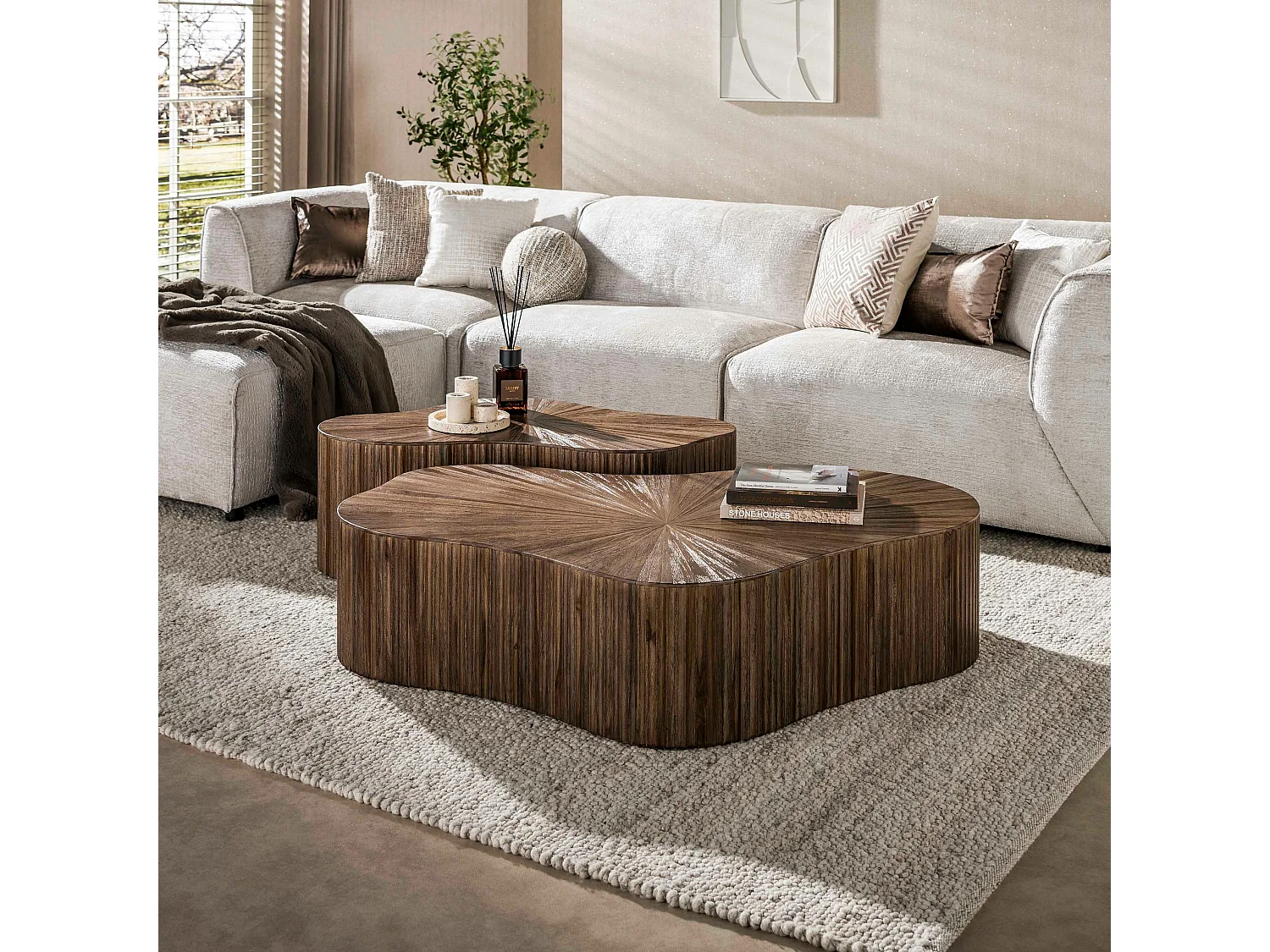 Table basse en teck recyclé design trèfle stylisé (lot de 2) YOGY