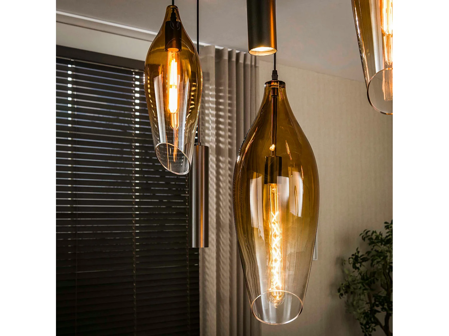 Suspension îlot cuisine verre fumé métal bronze 7 lampes NIAGARA