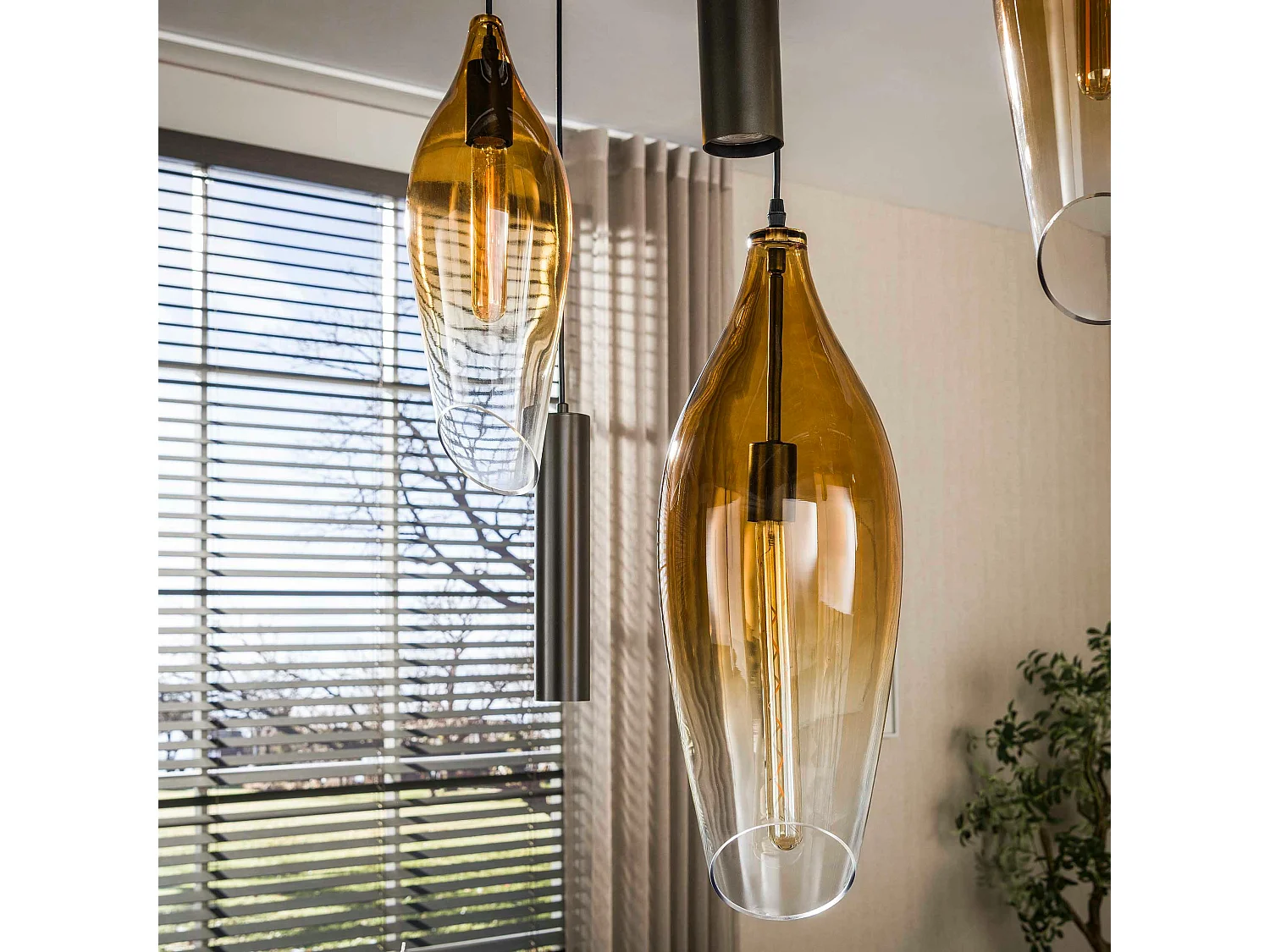 Suspension îlot cuisine verre fumé métal bronze 7 lampes NIAGARA