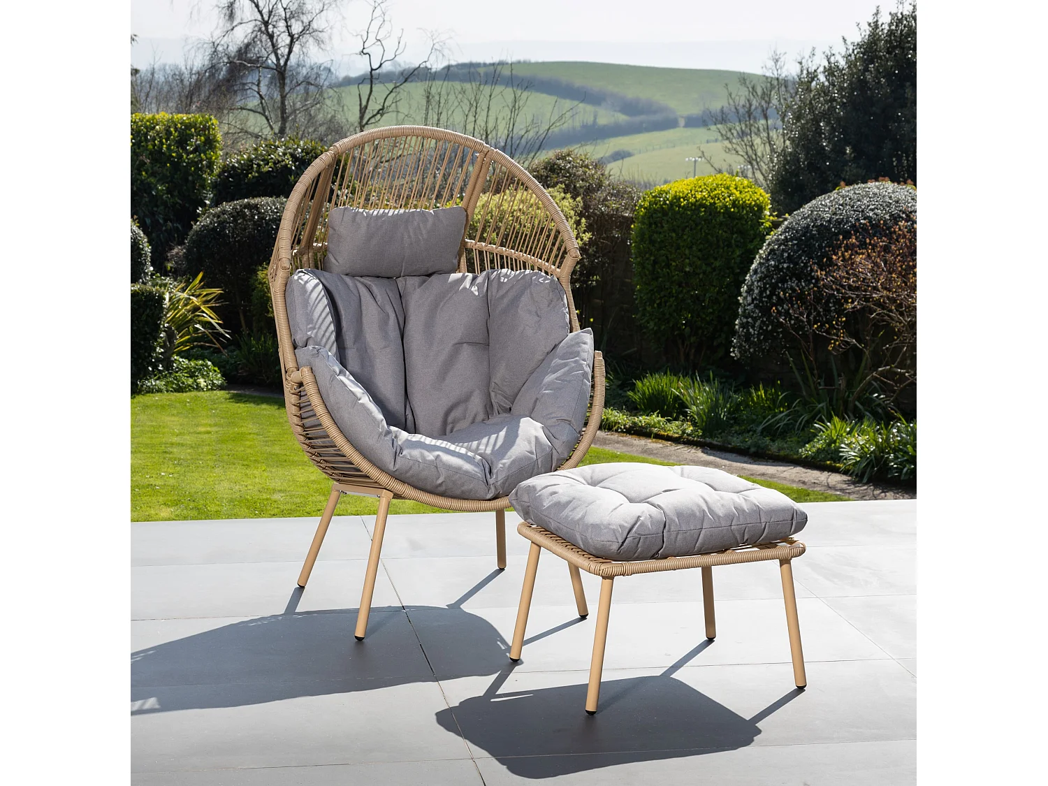 Nestara Standing Egg Chair and Stool
