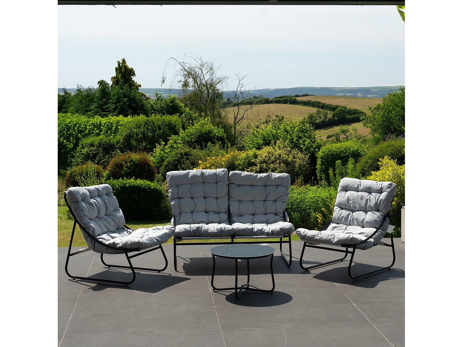 Aregno Outdoor Seating Set