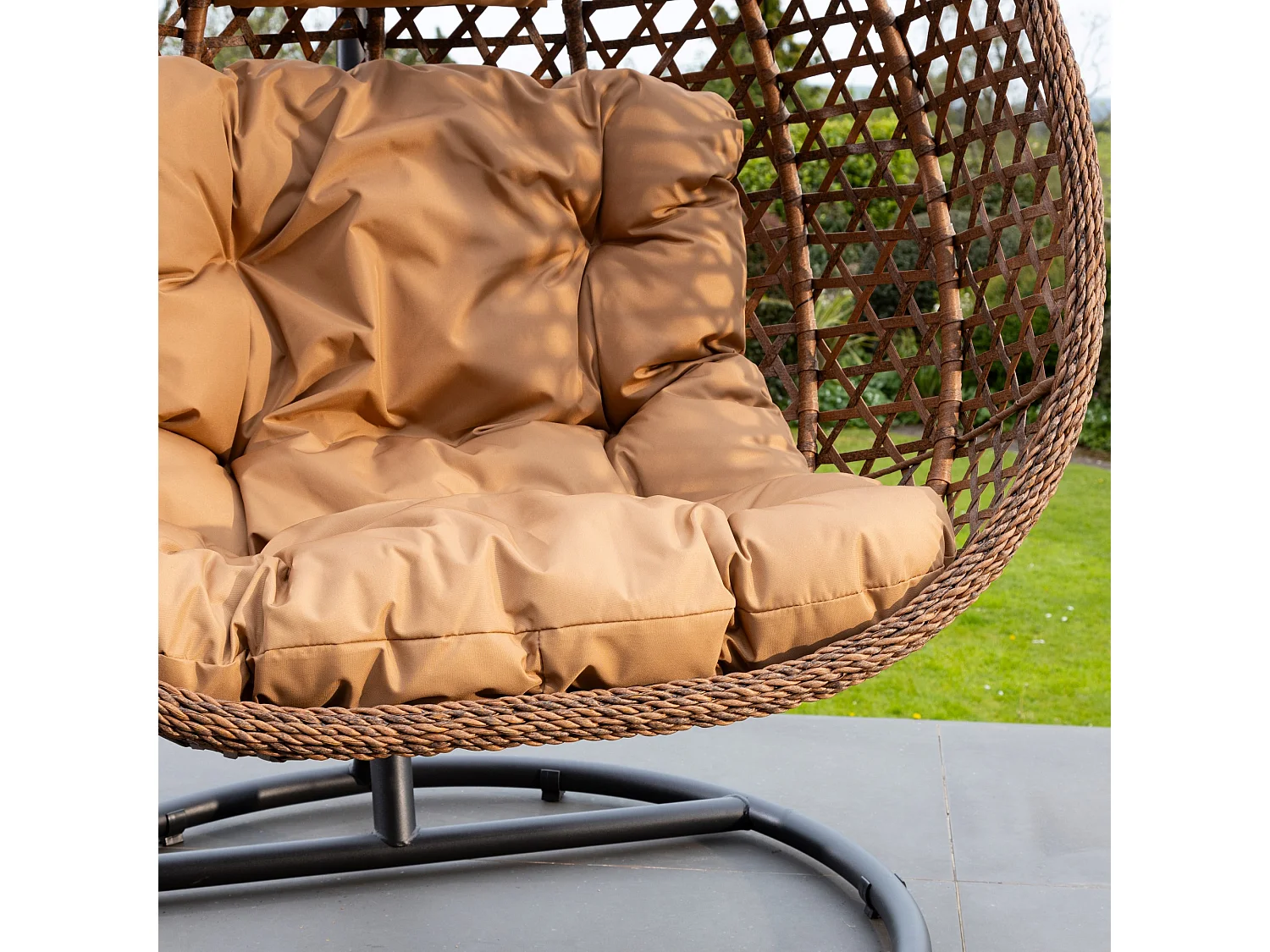 Henley Swing Egg Pod Chair
