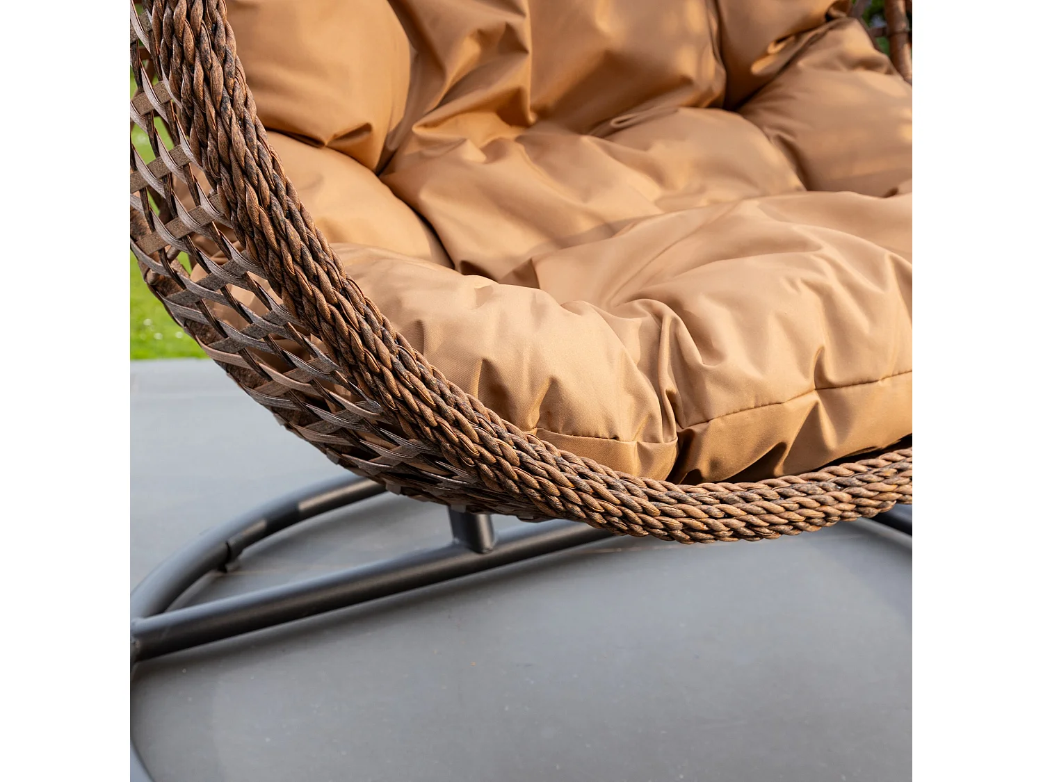 Henley Swing Egg Pod Chair
