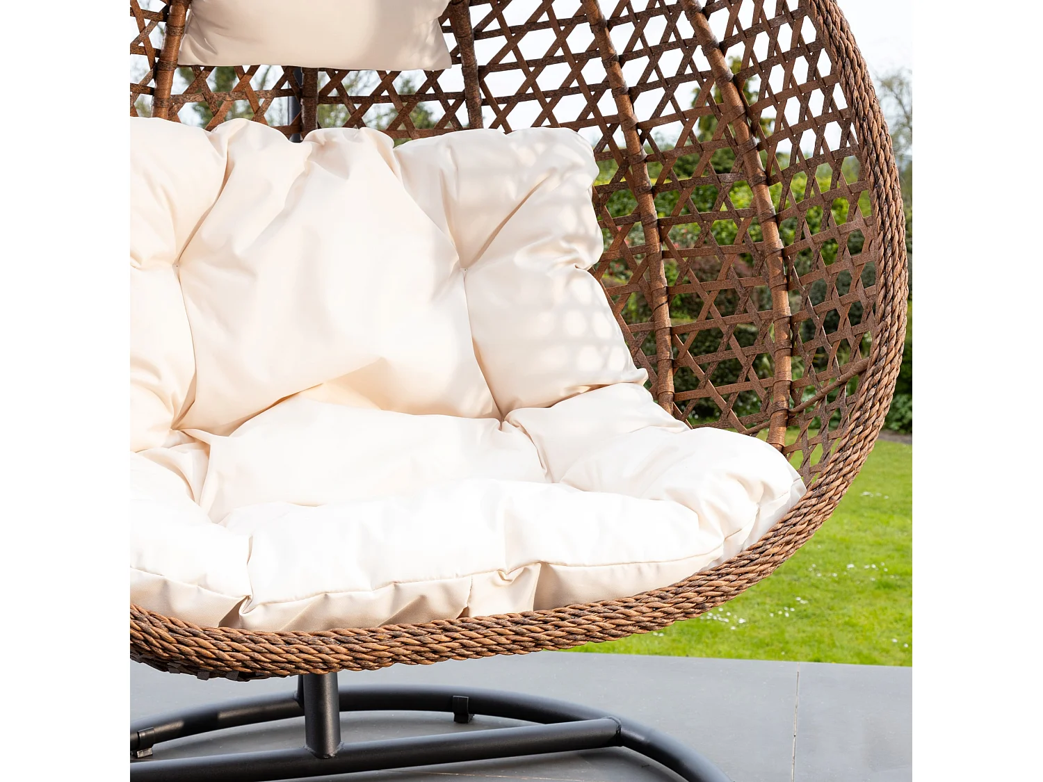 Henley Swing Egg Pod Chair