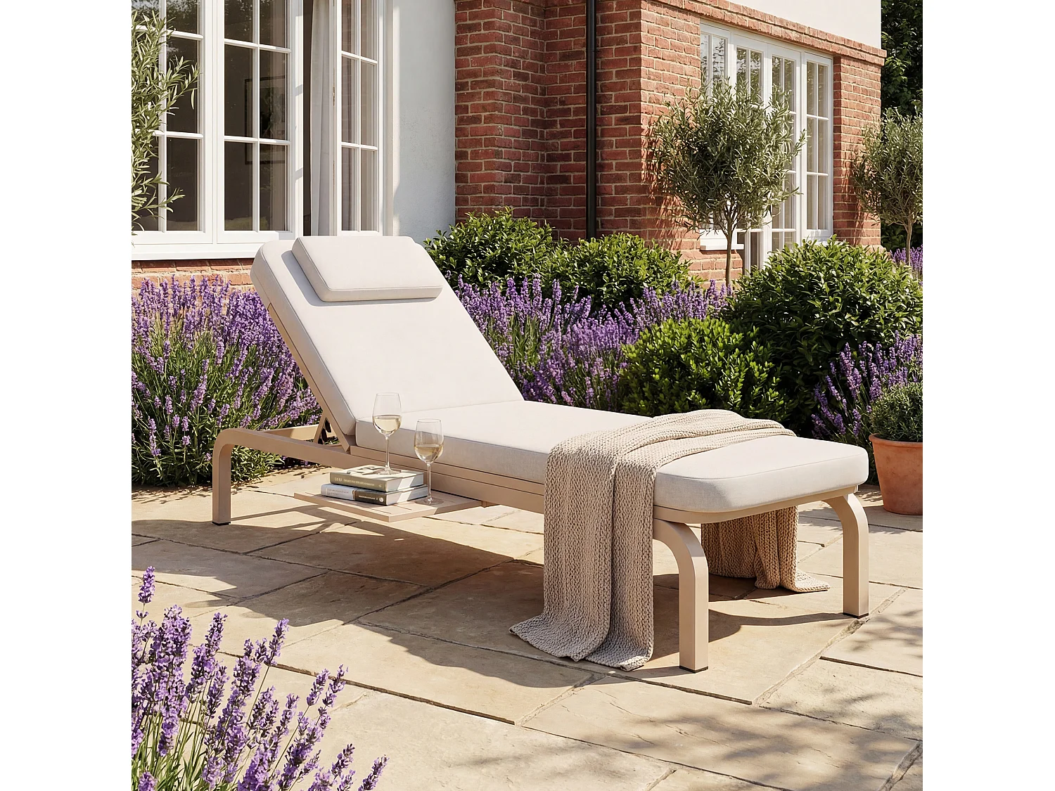Leżak ogrodowy (1 szt.) - 194 x 63 x 93 cm - Łóżko dzienne ze stołem - Regulowane oparcie - Poliester - Beżowy