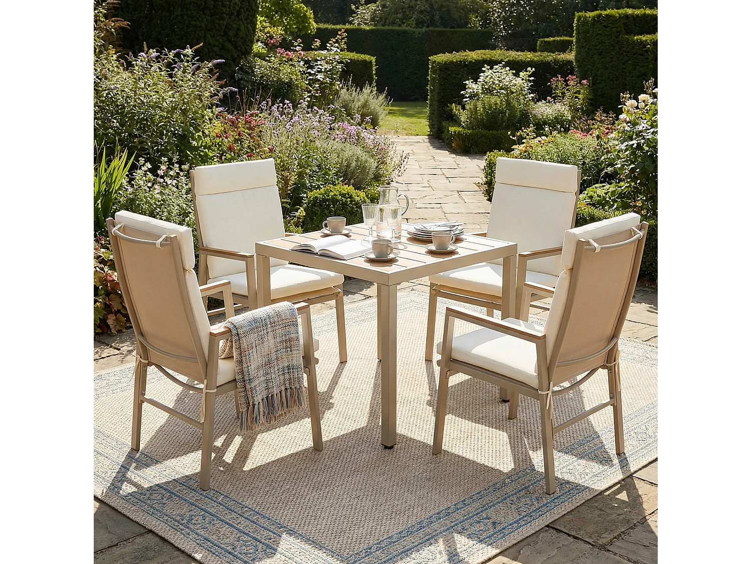 Ensemble table et chaise de jardin 4 places - avec 1 table + 4 chaises - structure en fer galvanisé - métal - beige