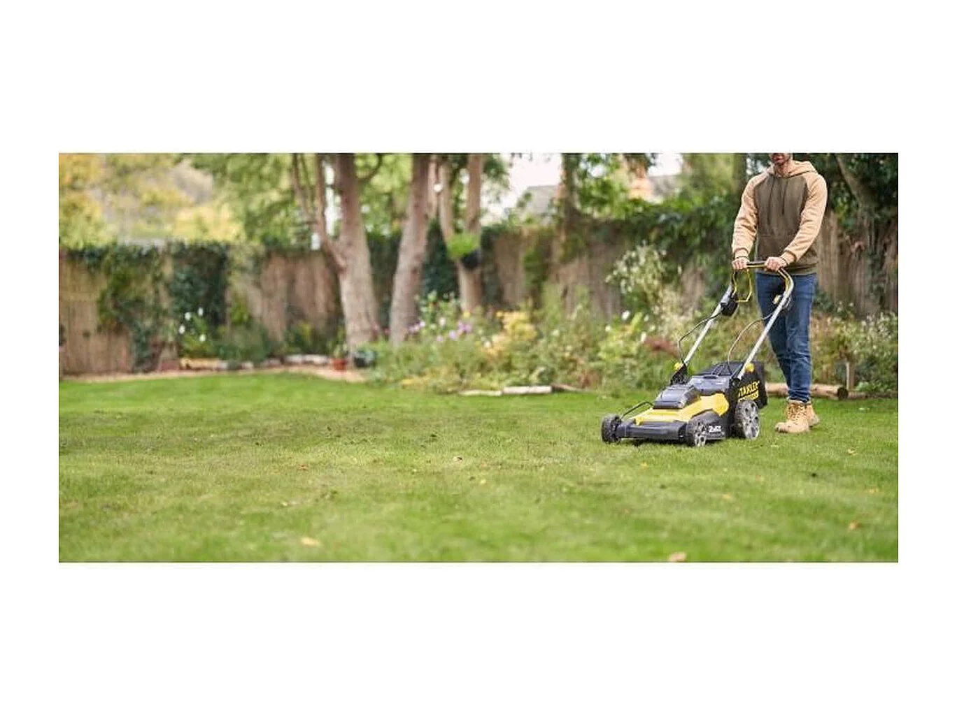 Stanley Fatmax Tondeuse à gazon sans fil,18V, 2x4,0Ah,RA,BL