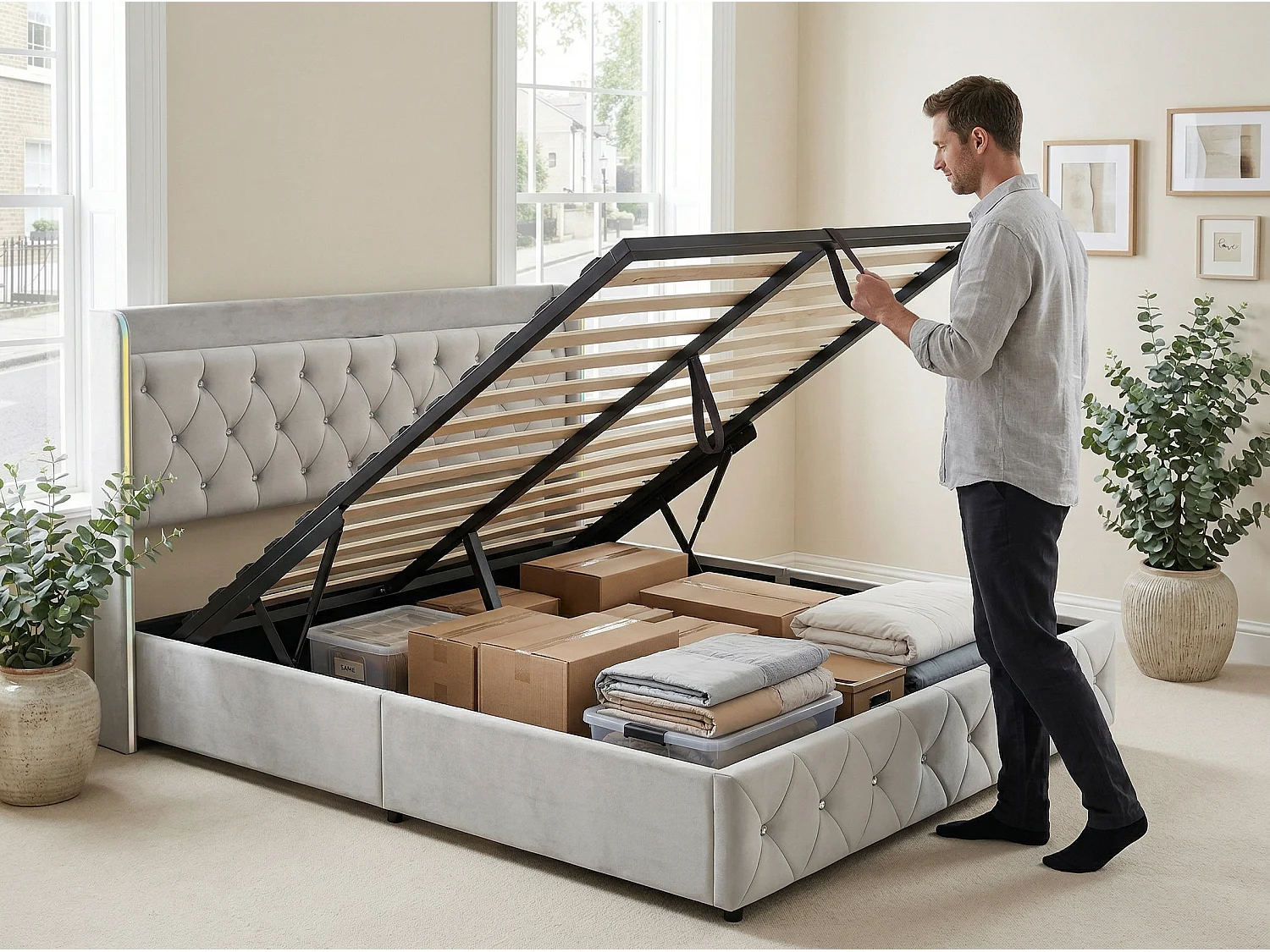 Lit coffre 160x200 cm - Lit capitonné velours beige avec LED et USB/Type-C - Sommier relevable - rangement