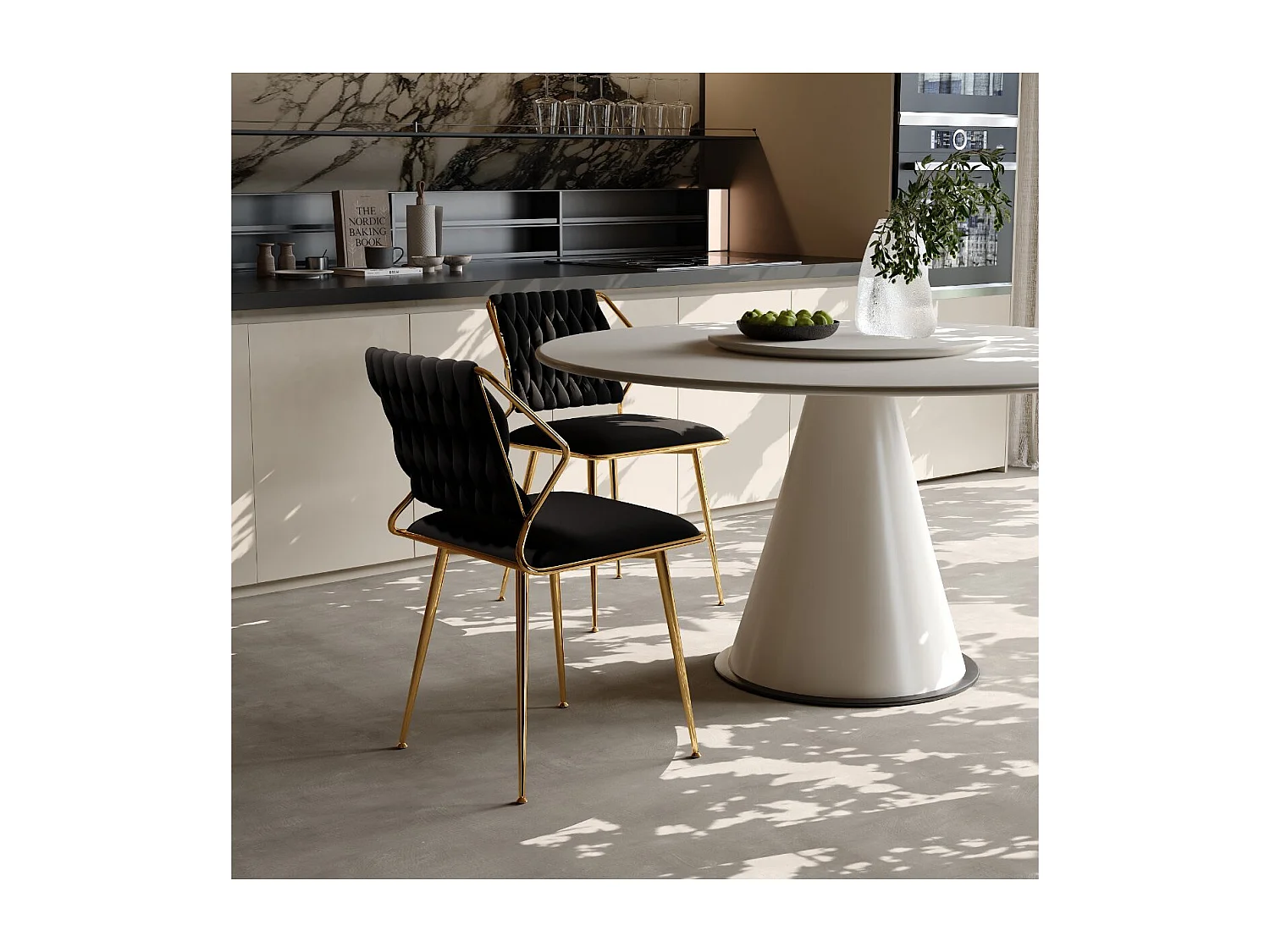 Chaise de salle à manger en velours avec accoudoirs, fauteuil rembourré confortable avec pieds métal doré, chaise moderne pour cuisine salon